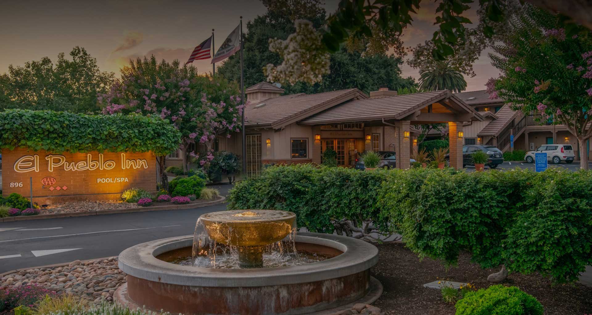 Front View of El Pueblo Inn Hotel, California